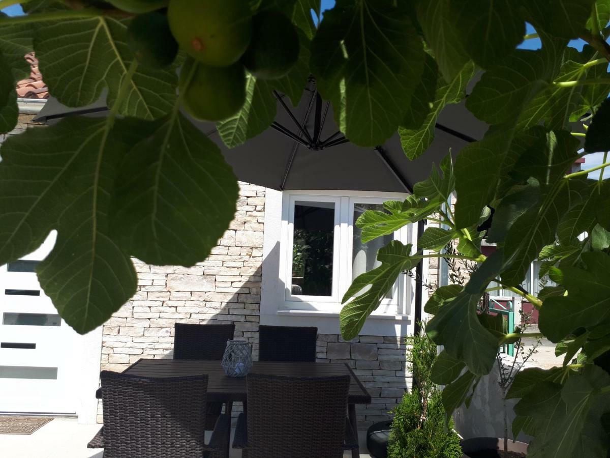 Apartman Mandi Bibinje Exterior foto